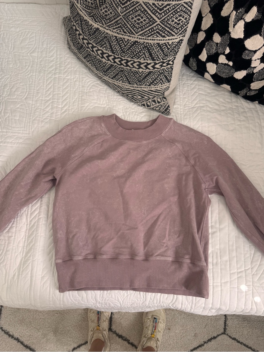 Luluemon sweater